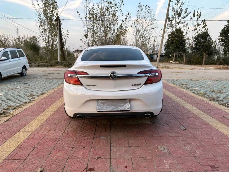 徐州14年别克君威9