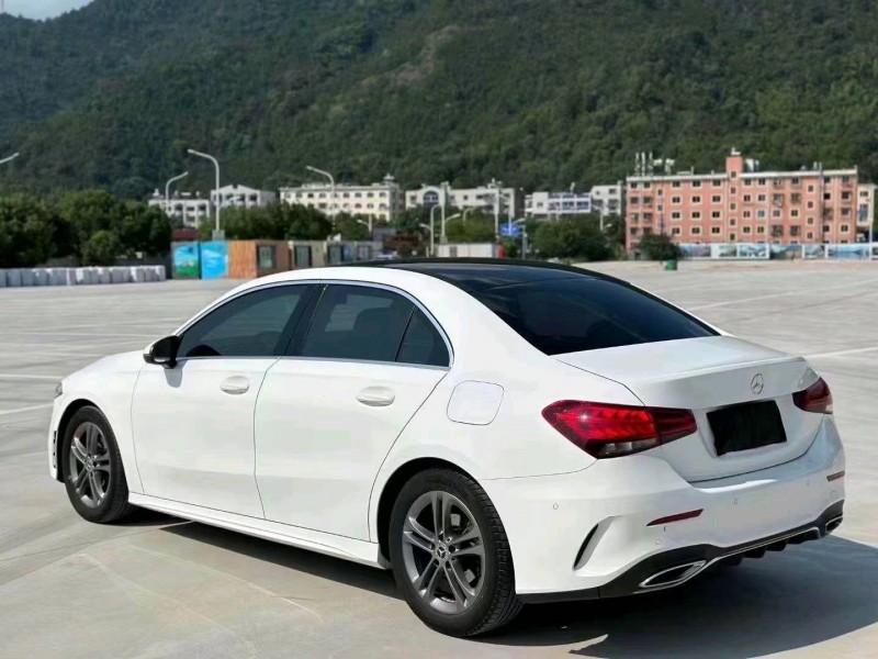 嘉兴20年奔驰A8