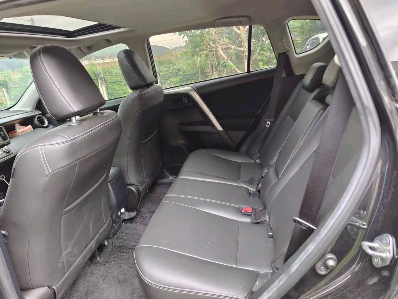 嘉兴19年丰田RAV4荣放3