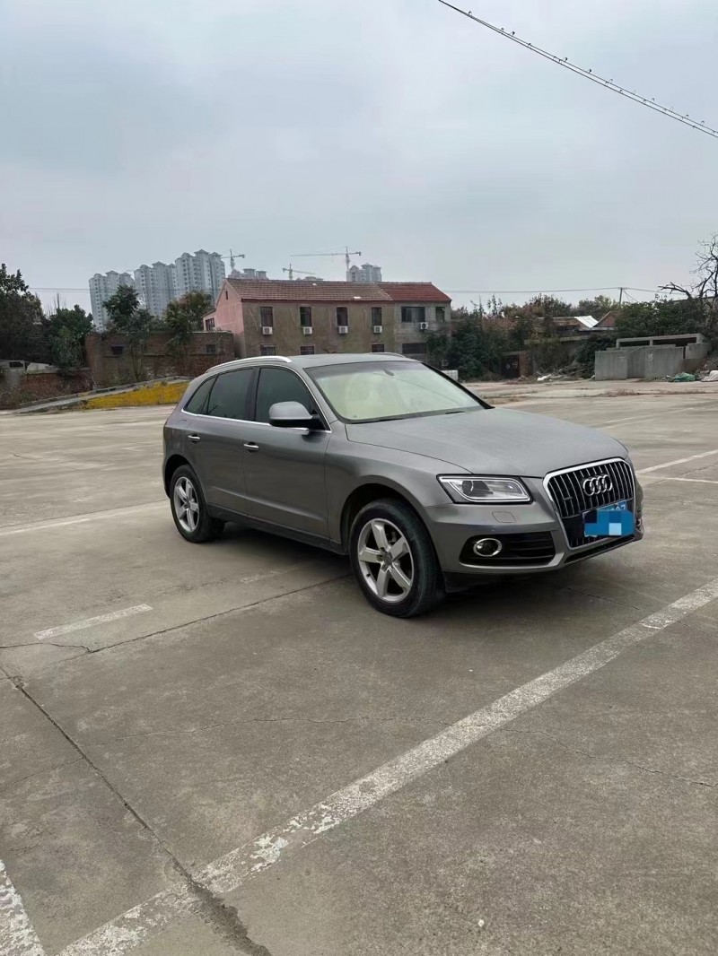 济宁16年奥迪Q52