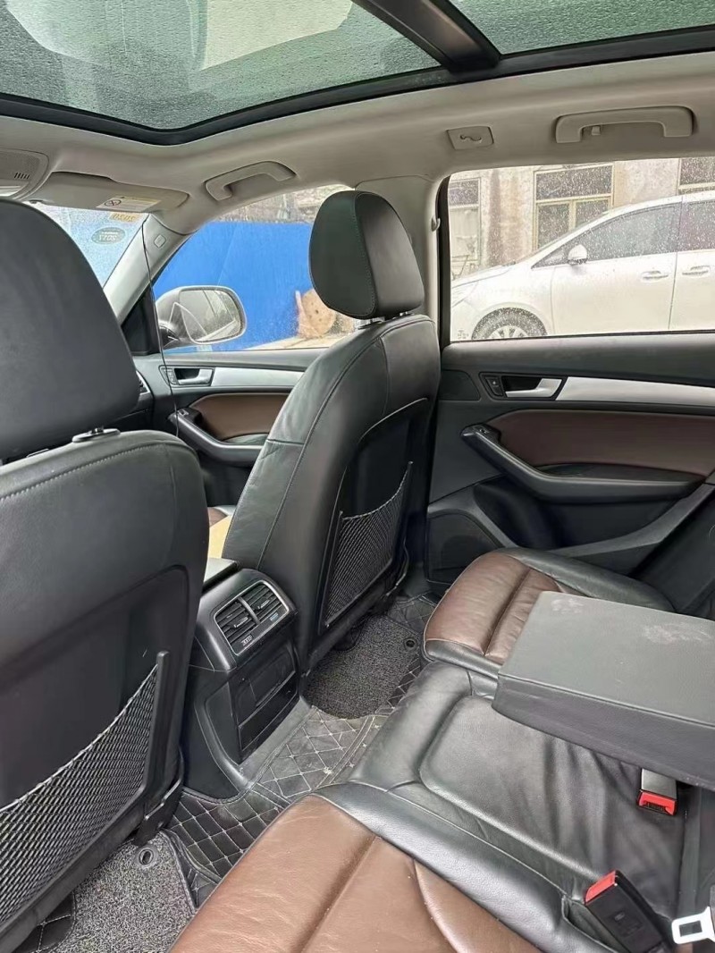 济宁16年奥迪Q57