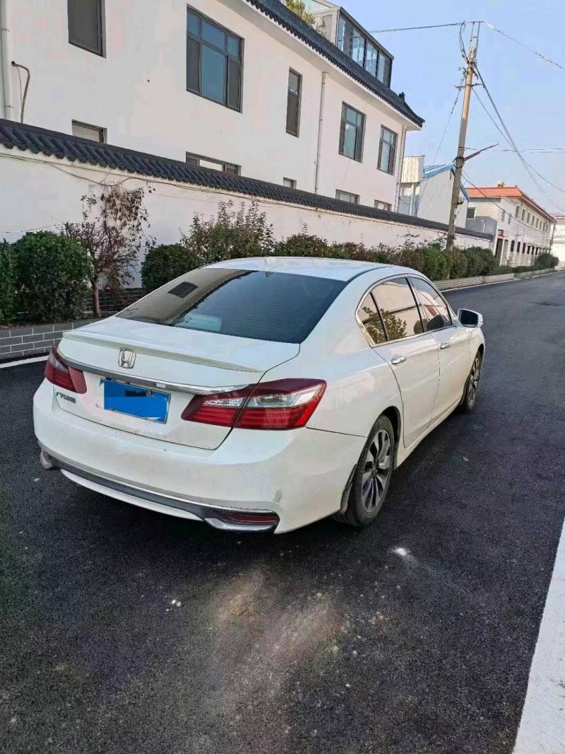 枣庄17年本田雅阁3