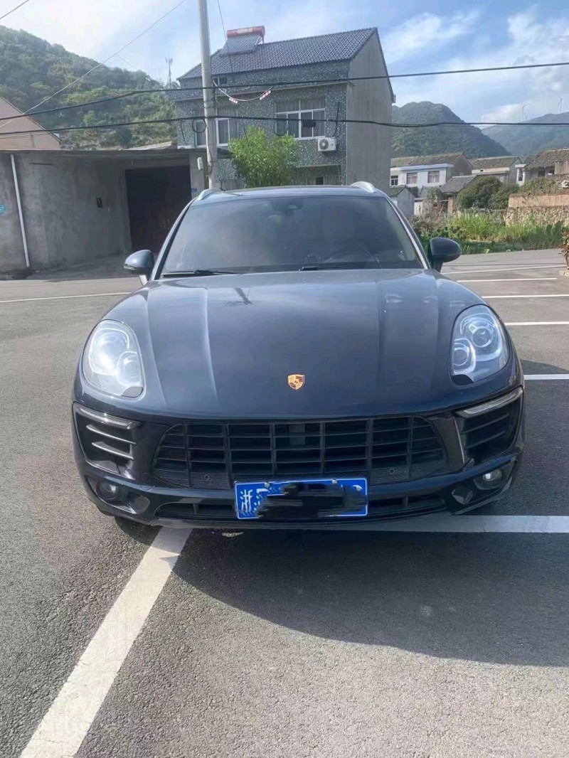 嘉兴18年保时捷Macan1