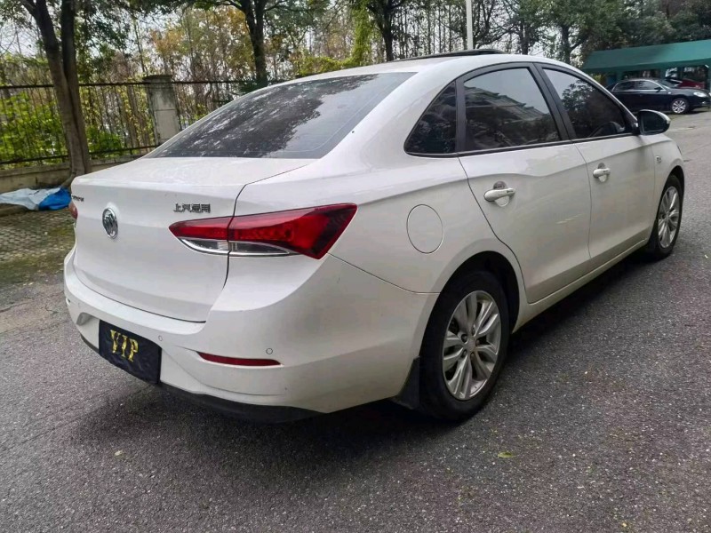 武汉20年别克英朗6