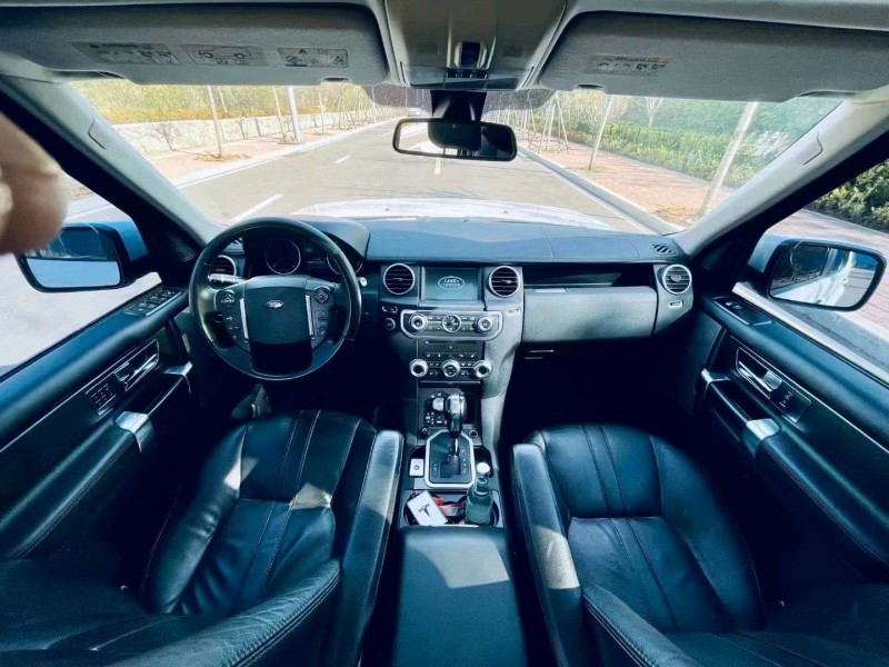 东营12年路虎发现7