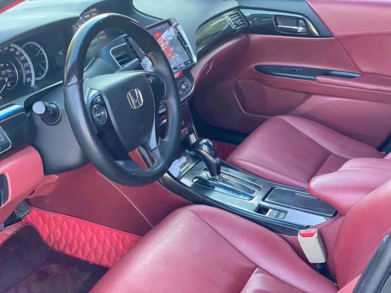 淄博16年本田雅阁7