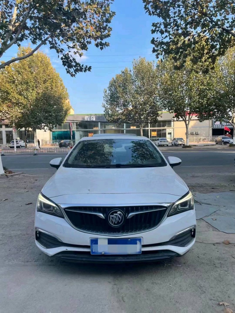 枣庄18年别克威朗1