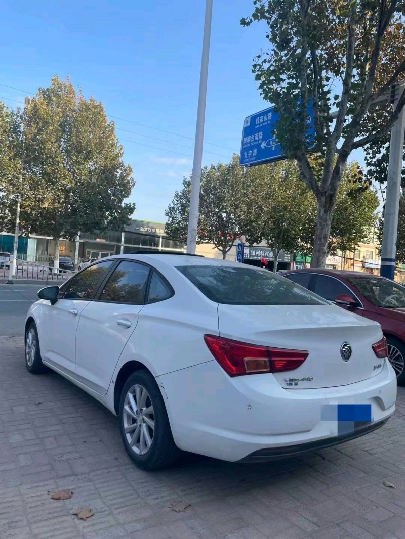 枣庄18年别克威朗4