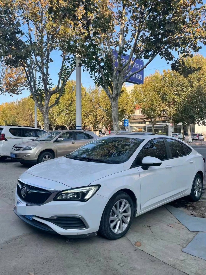 枣庄18年别克威朗6