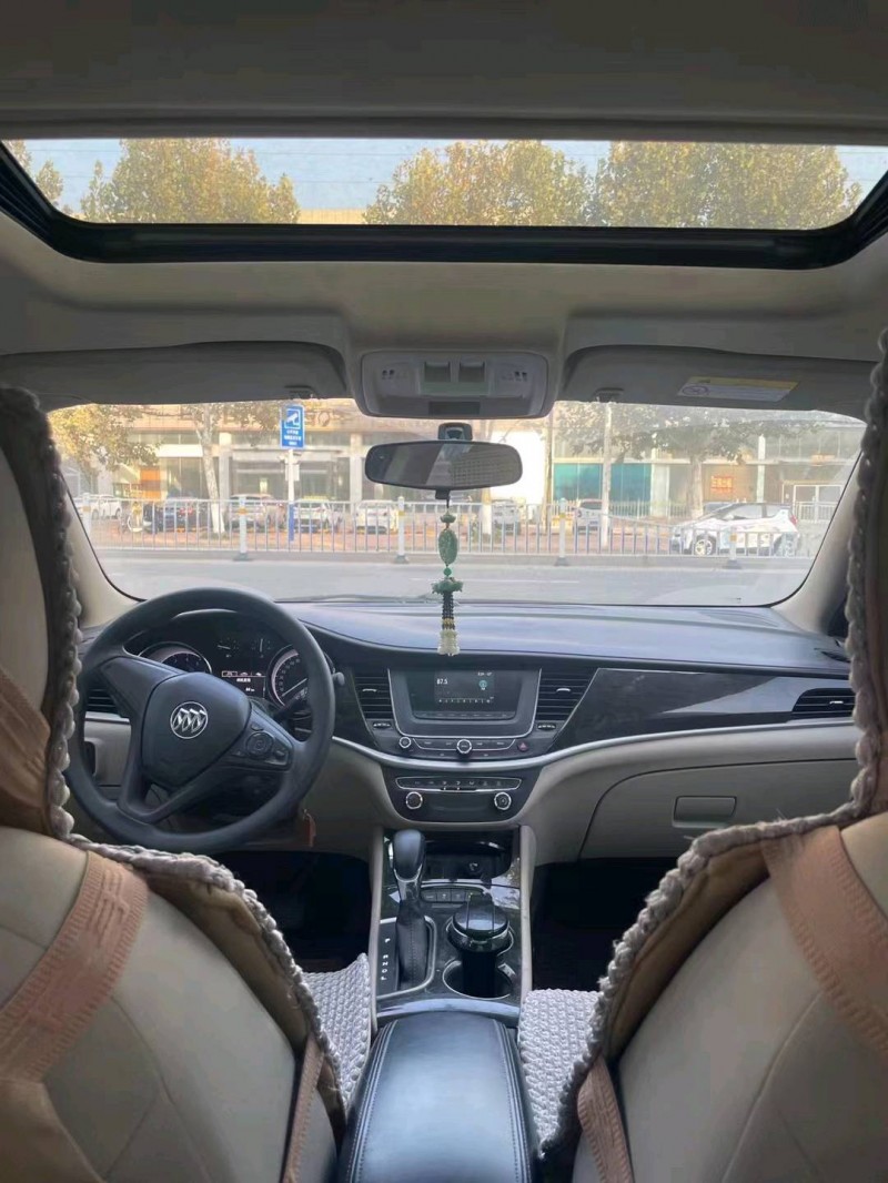 枣庄18年别克威朗8