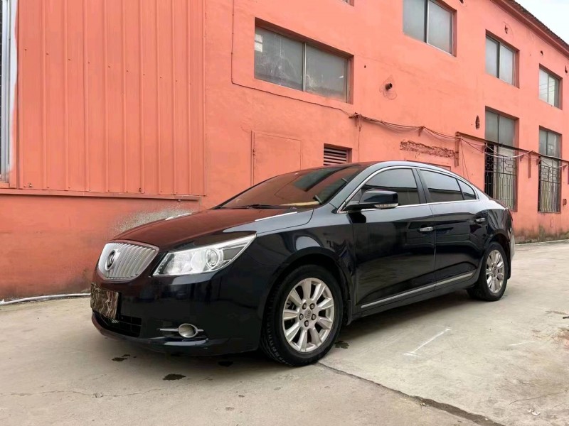 淄博12年别克君越2