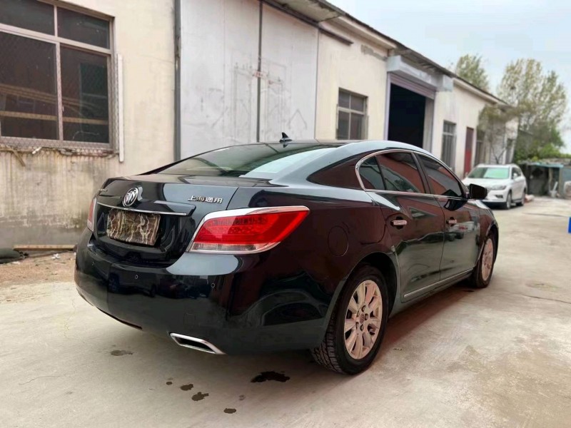 淄博12年别克君越5