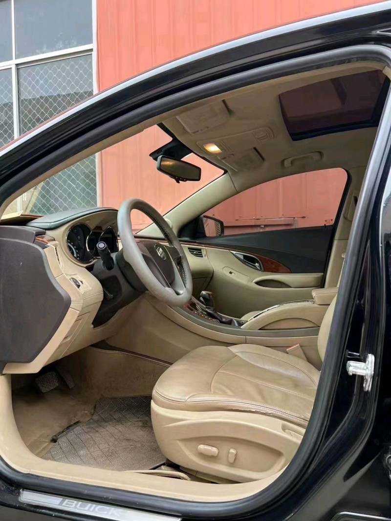 淄博12年别克君越7