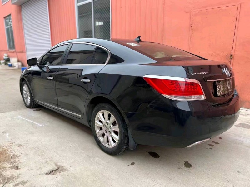 淄博12年别克君越8