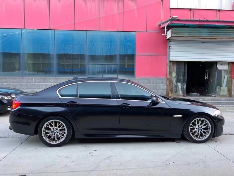 济宁12年宝马5系4