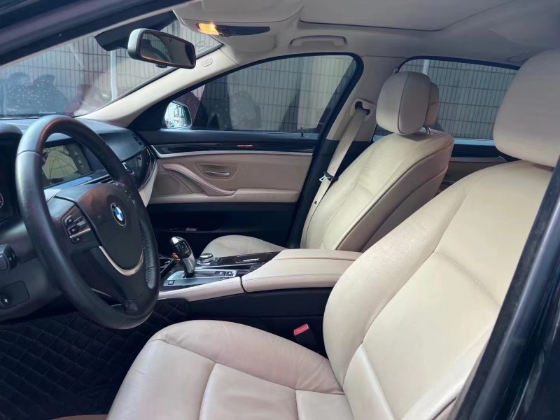 济宁12年宝马5系8