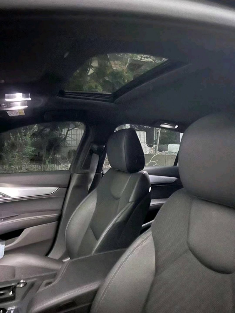 邯郸22年凯迪拉克CT56