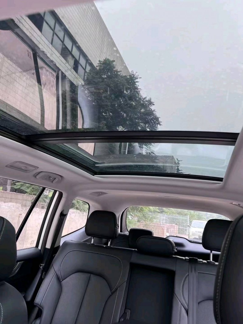 邯郸23年荣威RX87