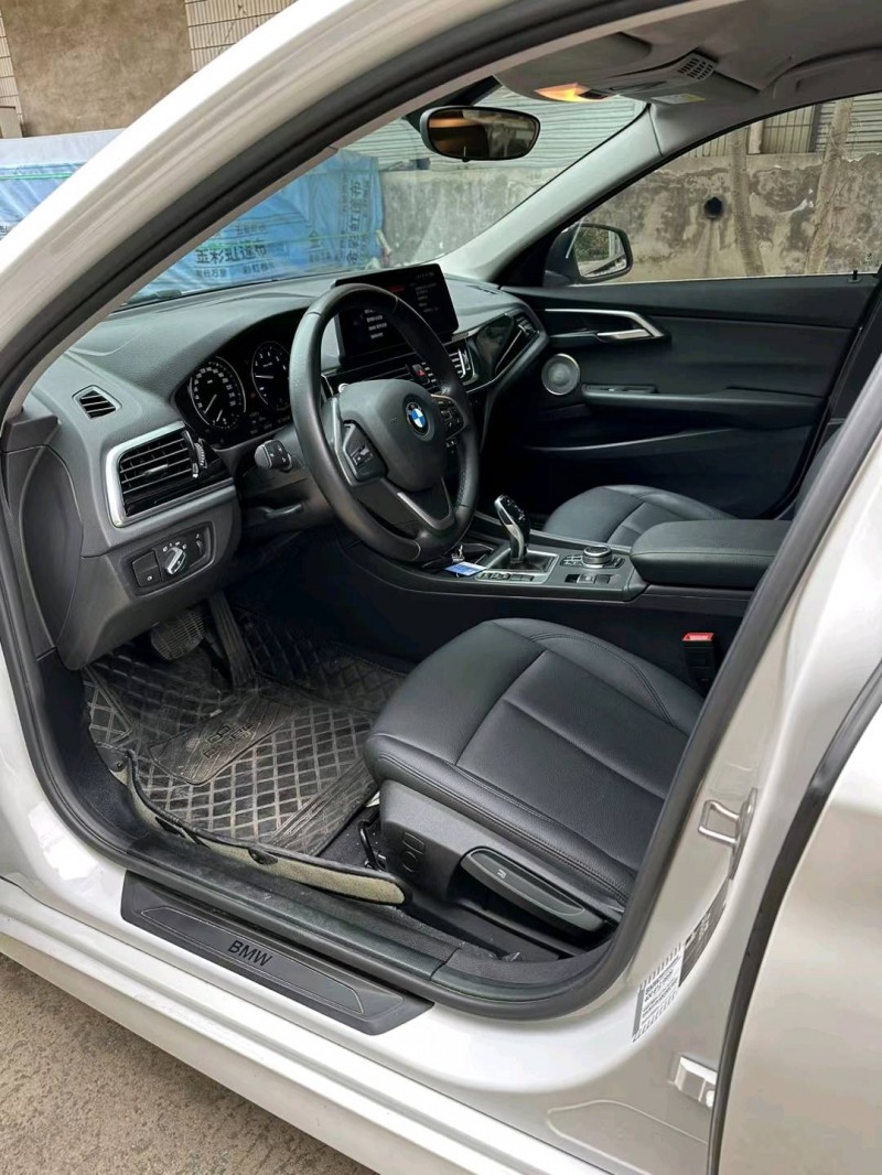 邯郸23年宝马1系4