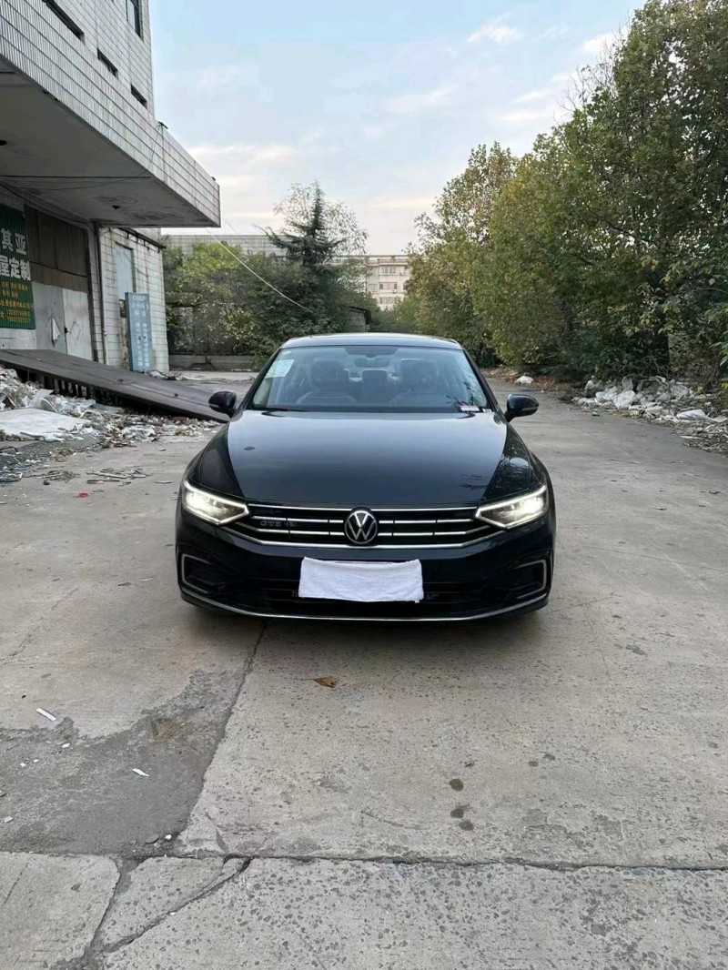 邯郸23年大众迈腾1