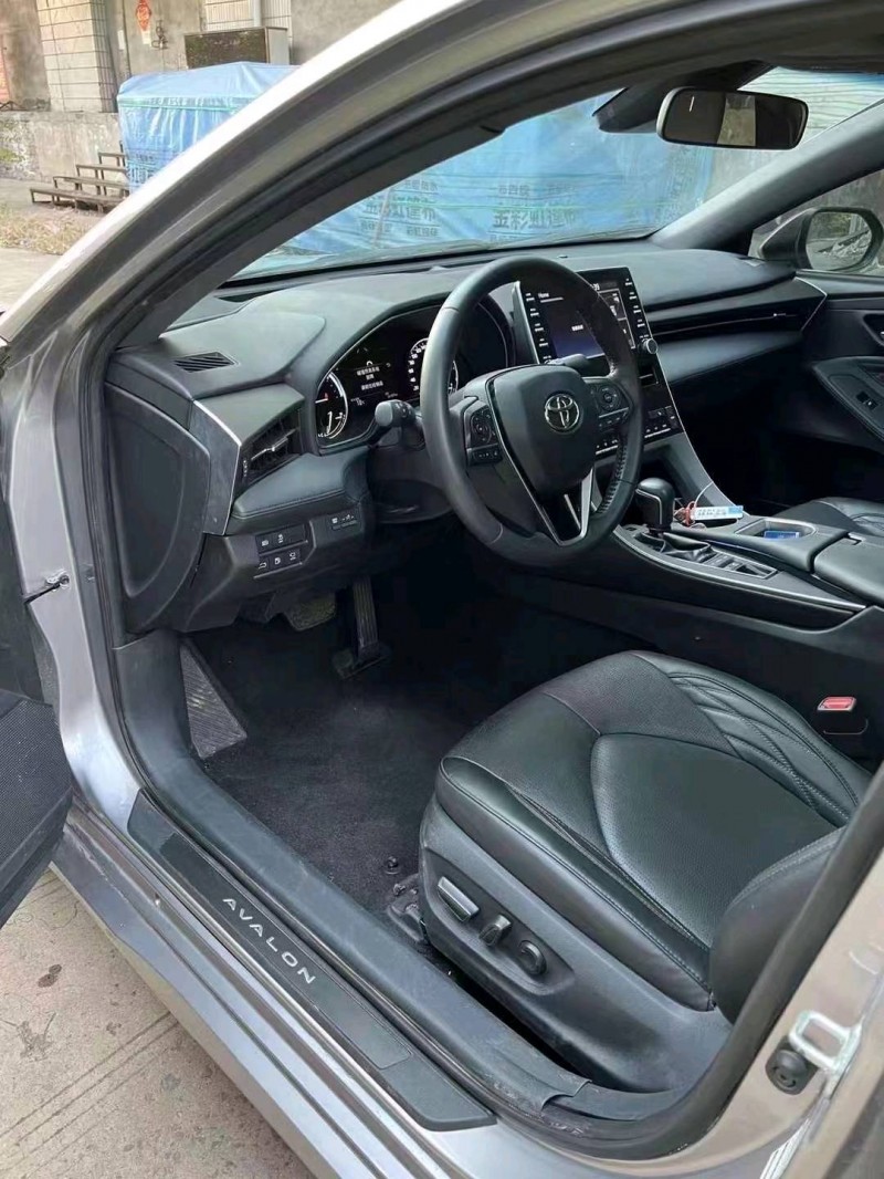 邯郸19年丰田亚洲龙4