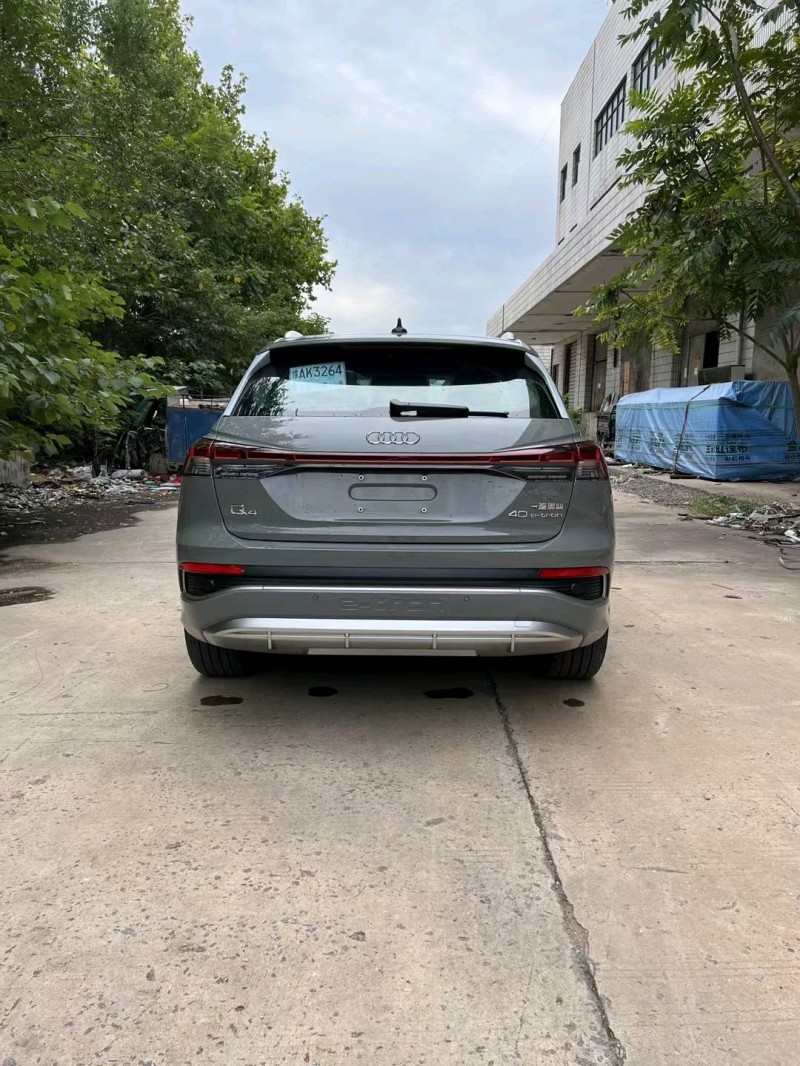 邯郸23年奥迪Q48