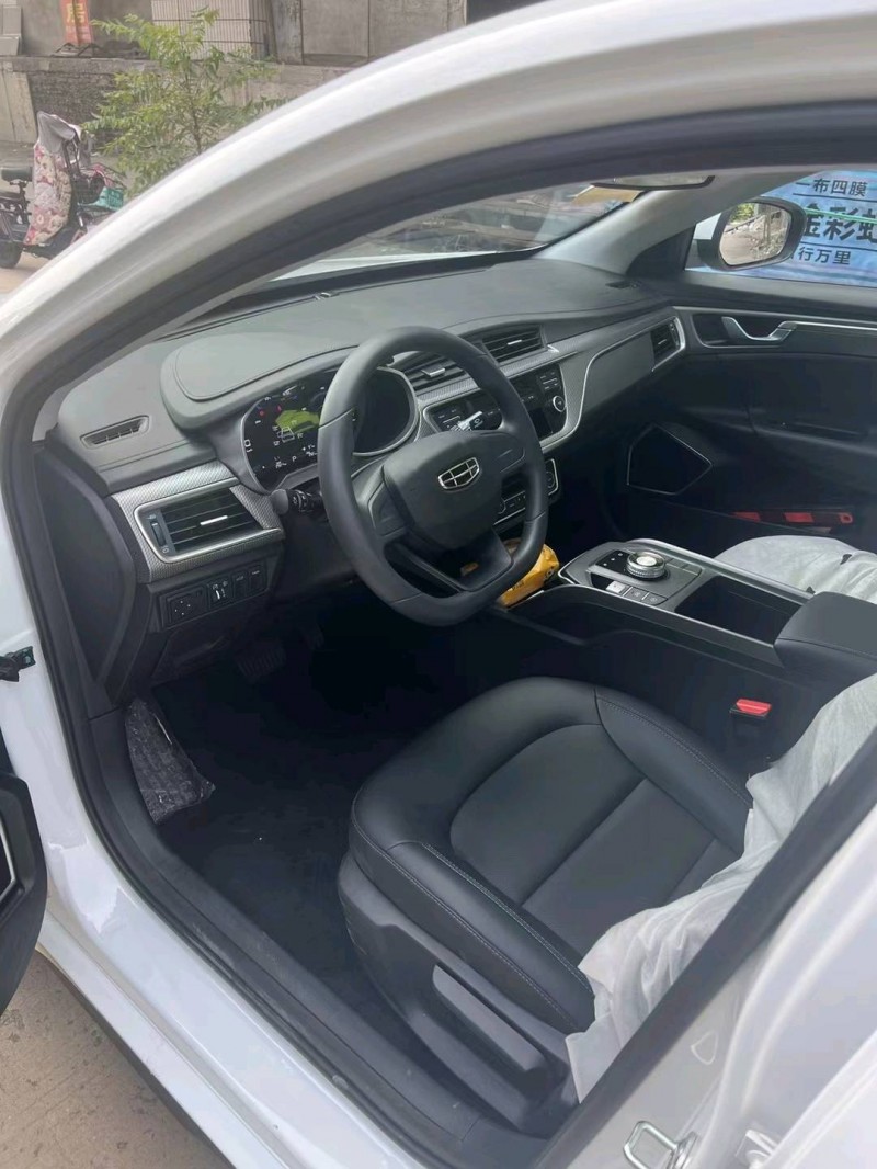 邯郸23年吉利帝豪EV4