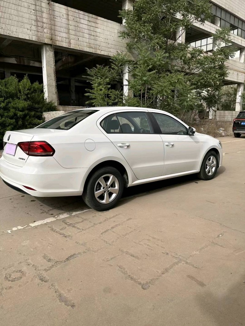 邯郸23年大众朗逸3