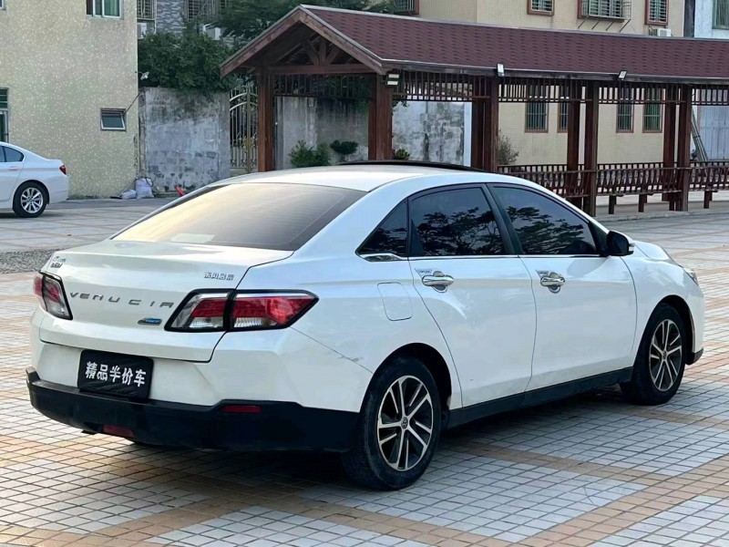 珠海17年啟辰D607