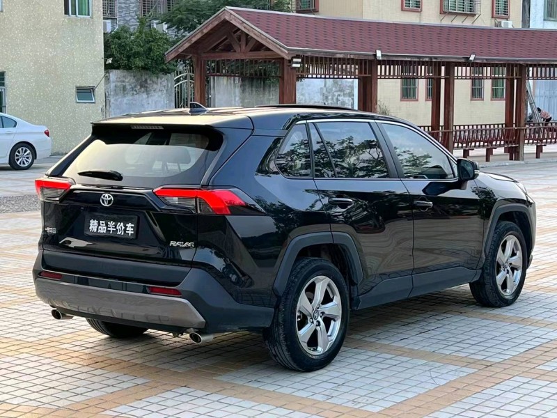 珠海22年丰田RAV4荣放5