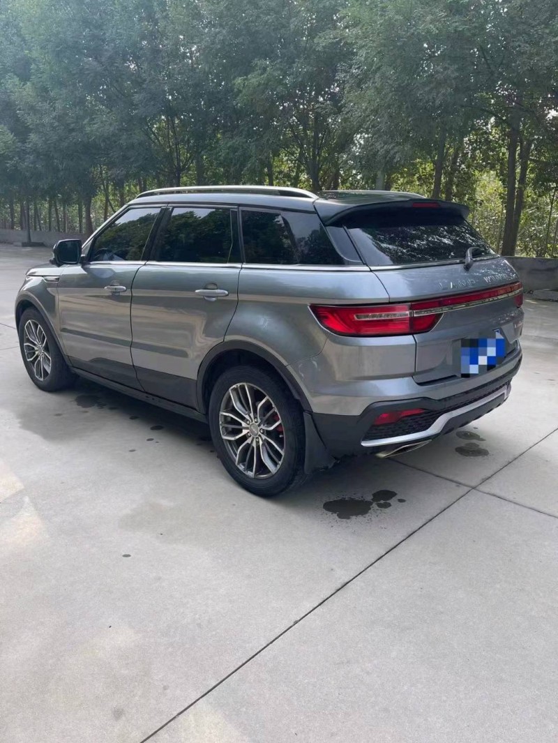 济宁18年陆风X76