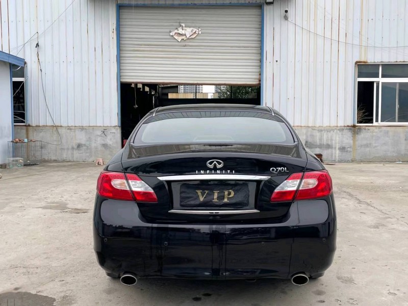 济宁15年英菲尼迪Q709