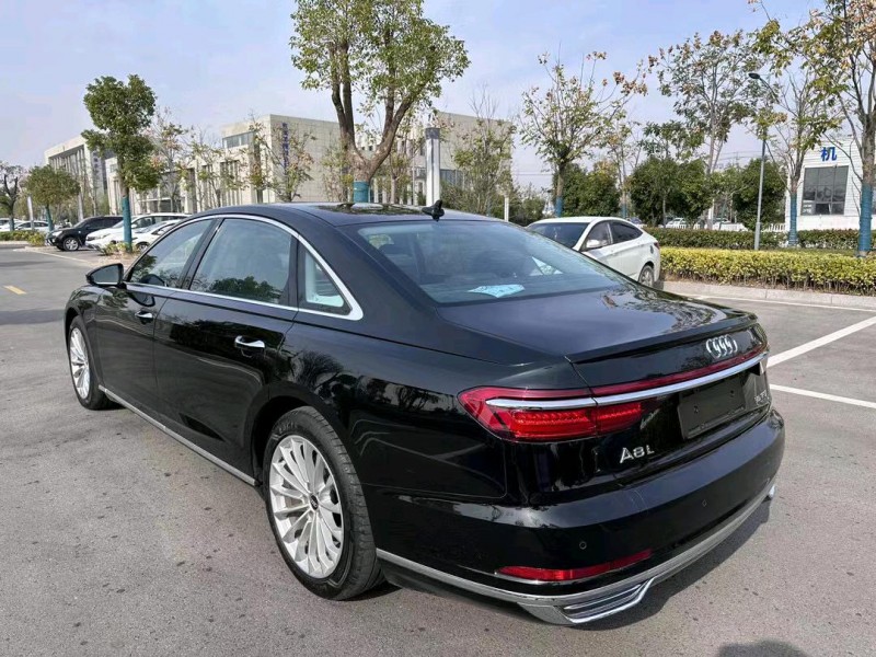 盐城21年奥迪A8L8