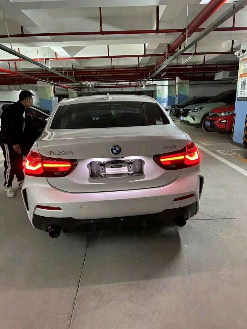 重庆23年宝马1系6