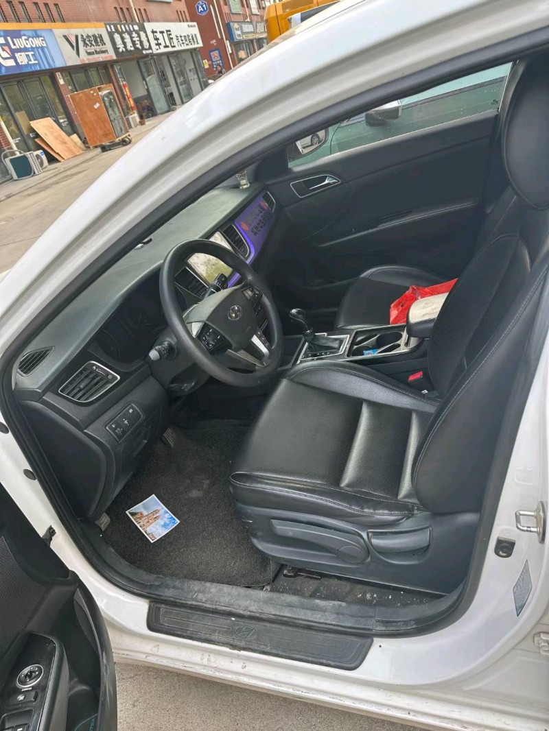 济宁15年现代名图3