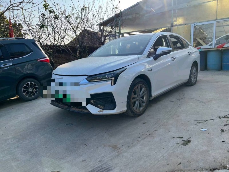 济宁23年传祺埃安S2