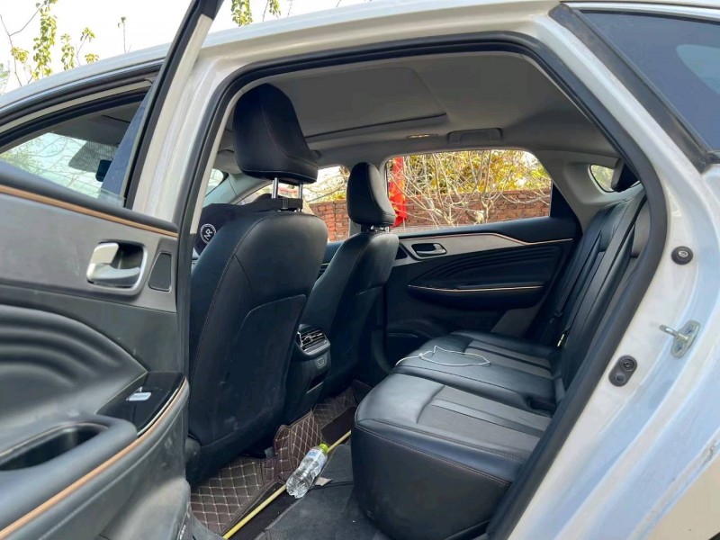 济宁23年传祺埃安S8