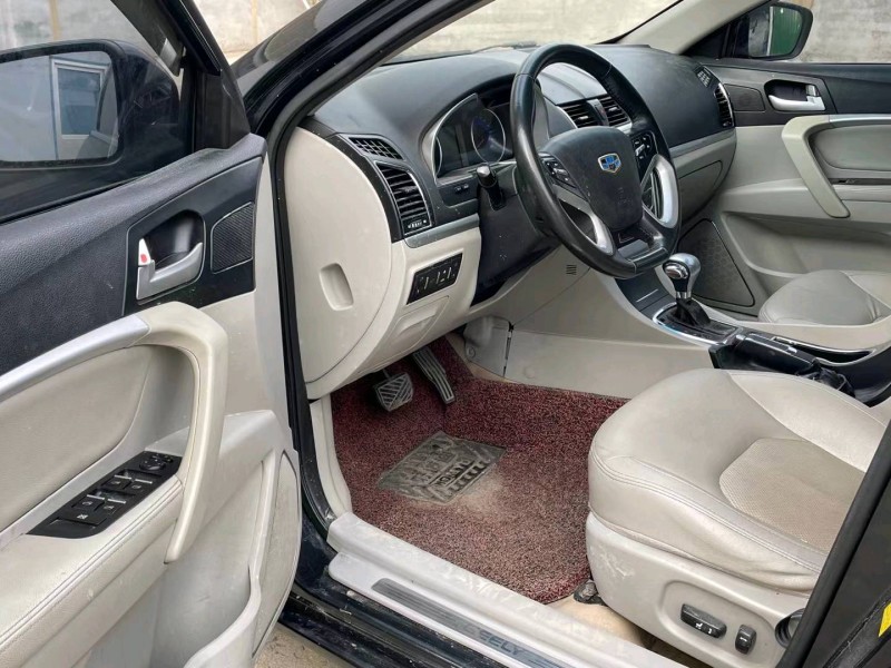 济宁15年吉利帝豪6