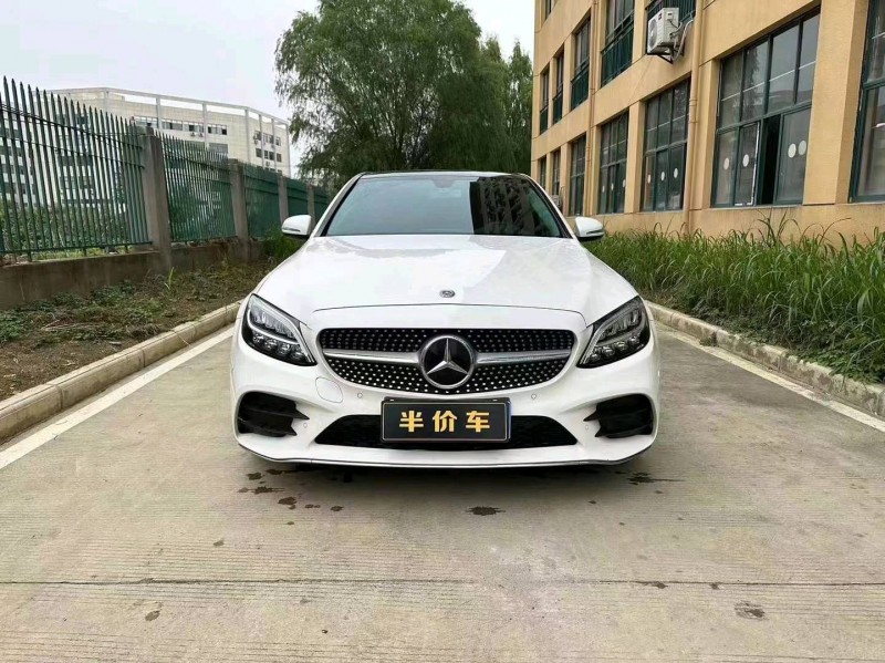 宜昌19年奔馳C1