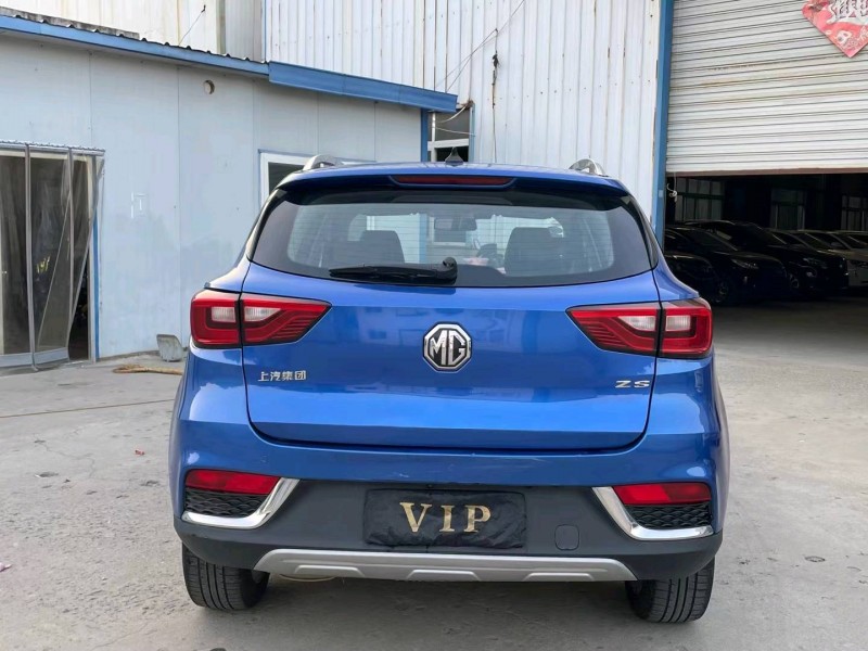 济宁17年名爵ZS9