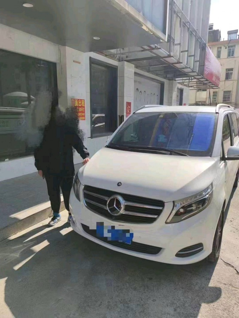 徐州16年奔驰V1