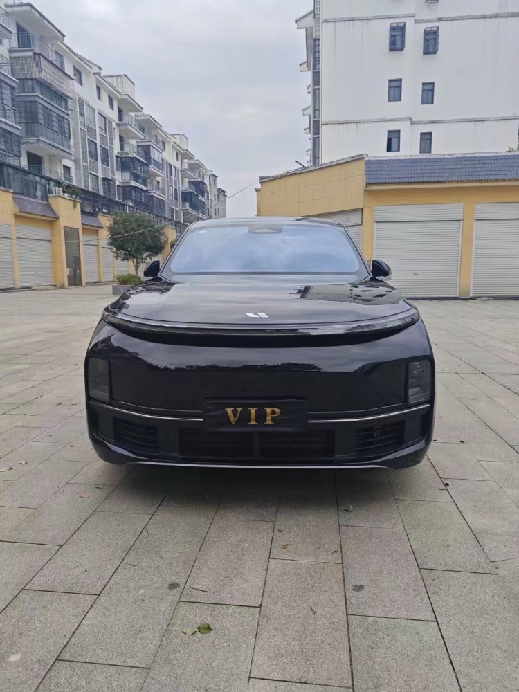 武漢23年理想L81