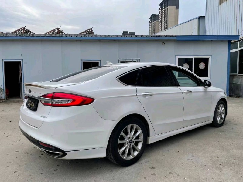 济宁17年福特蒙迪欧8