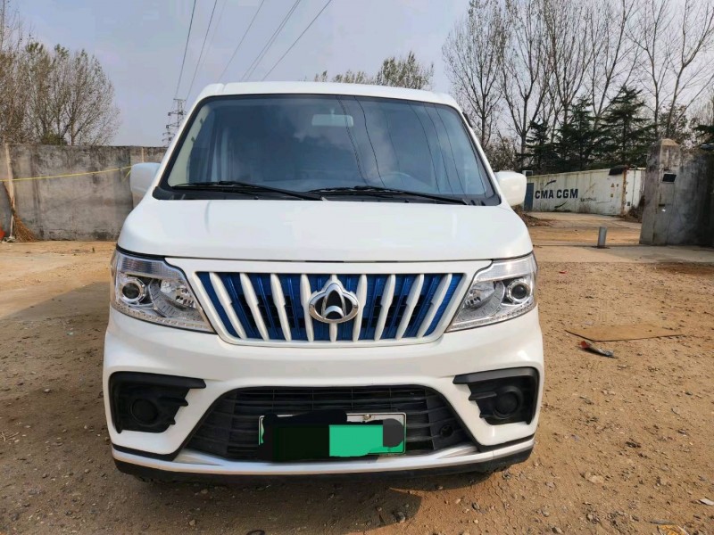 青岛23年长安汽车睿行1