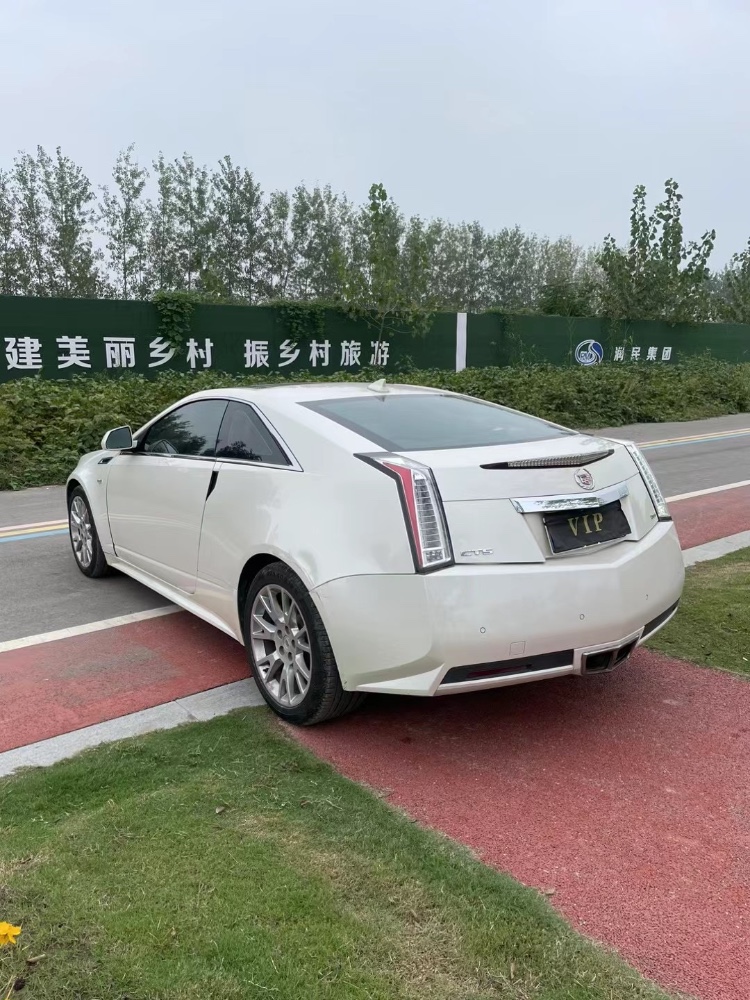 宿迁13年凯迪拉克CTS3