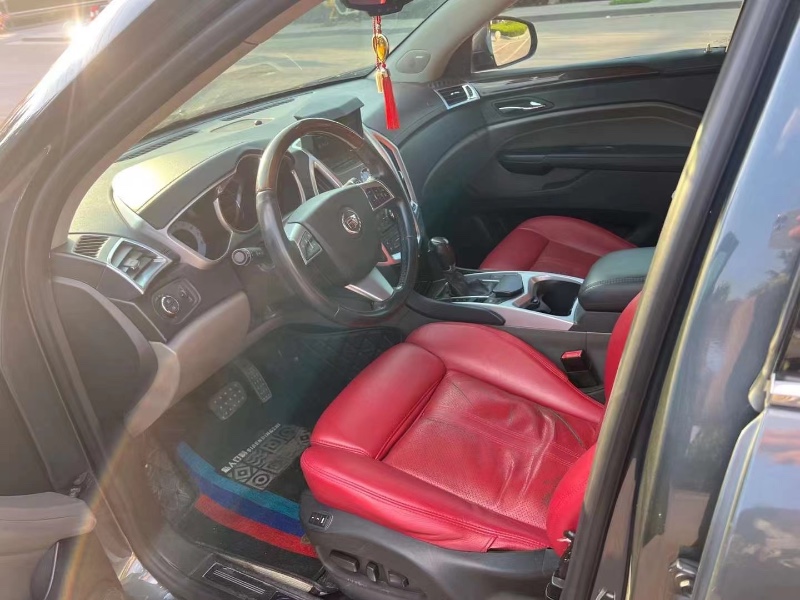 济南11年凯迪拉克SRX7