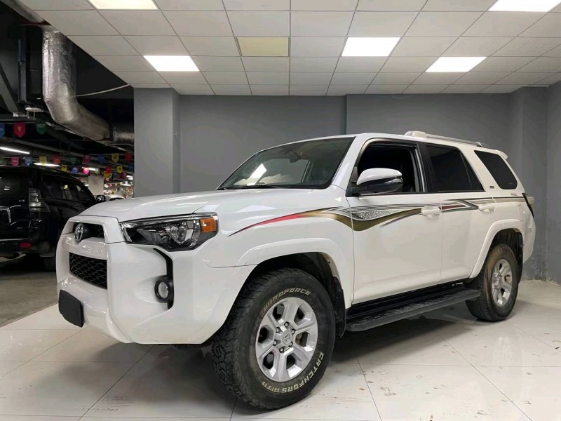 成都19年丰田超霸6