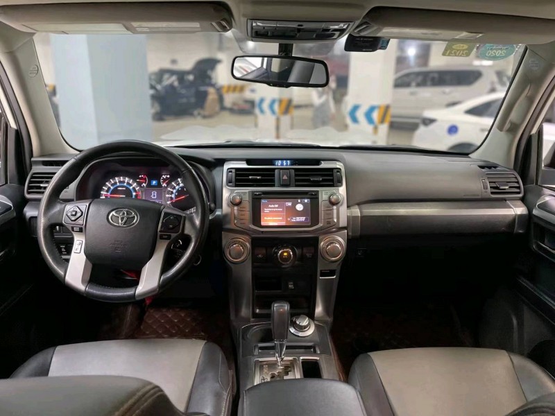 成都19年丰田超霸7