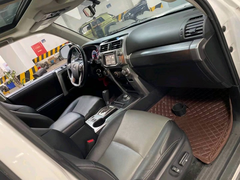 成都19年丰田超霸9