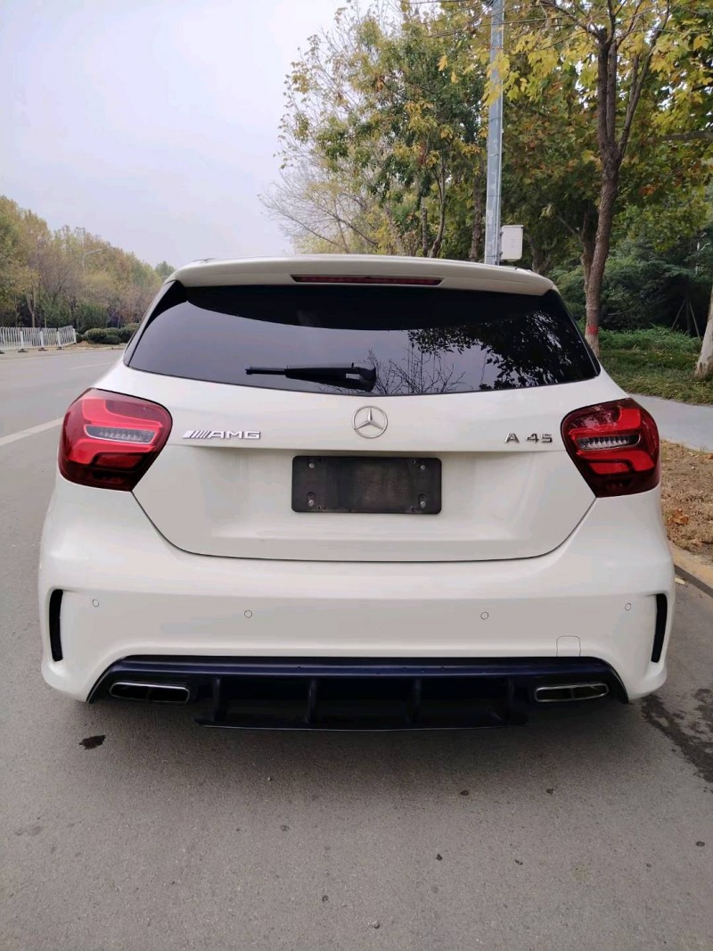 潍坊17年奔驰AMG7